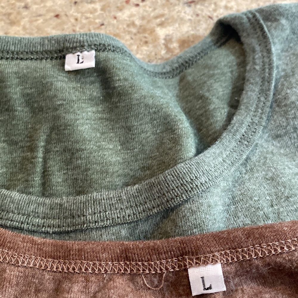 Set of 2 Long Sleeve Maternity tops- Brown and Green - Picture 3 of 6